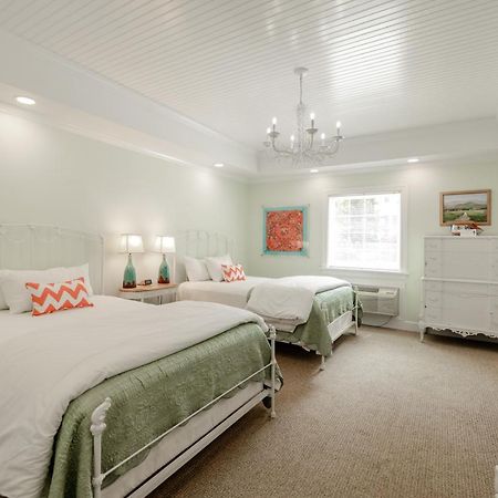 The Chesapeake Inn Urbanna 外观 照片
