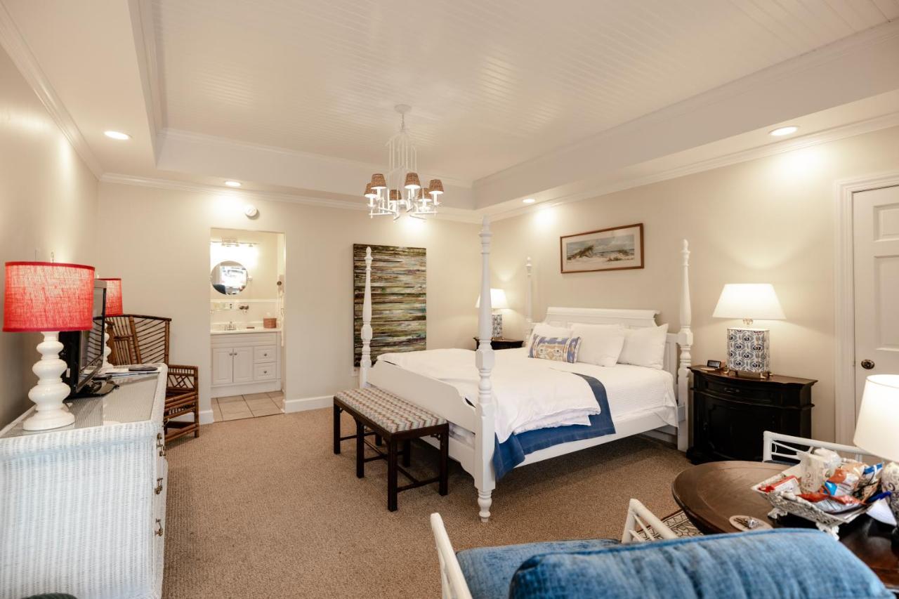 The Chesapeake Inn Urbanna 外观 照片