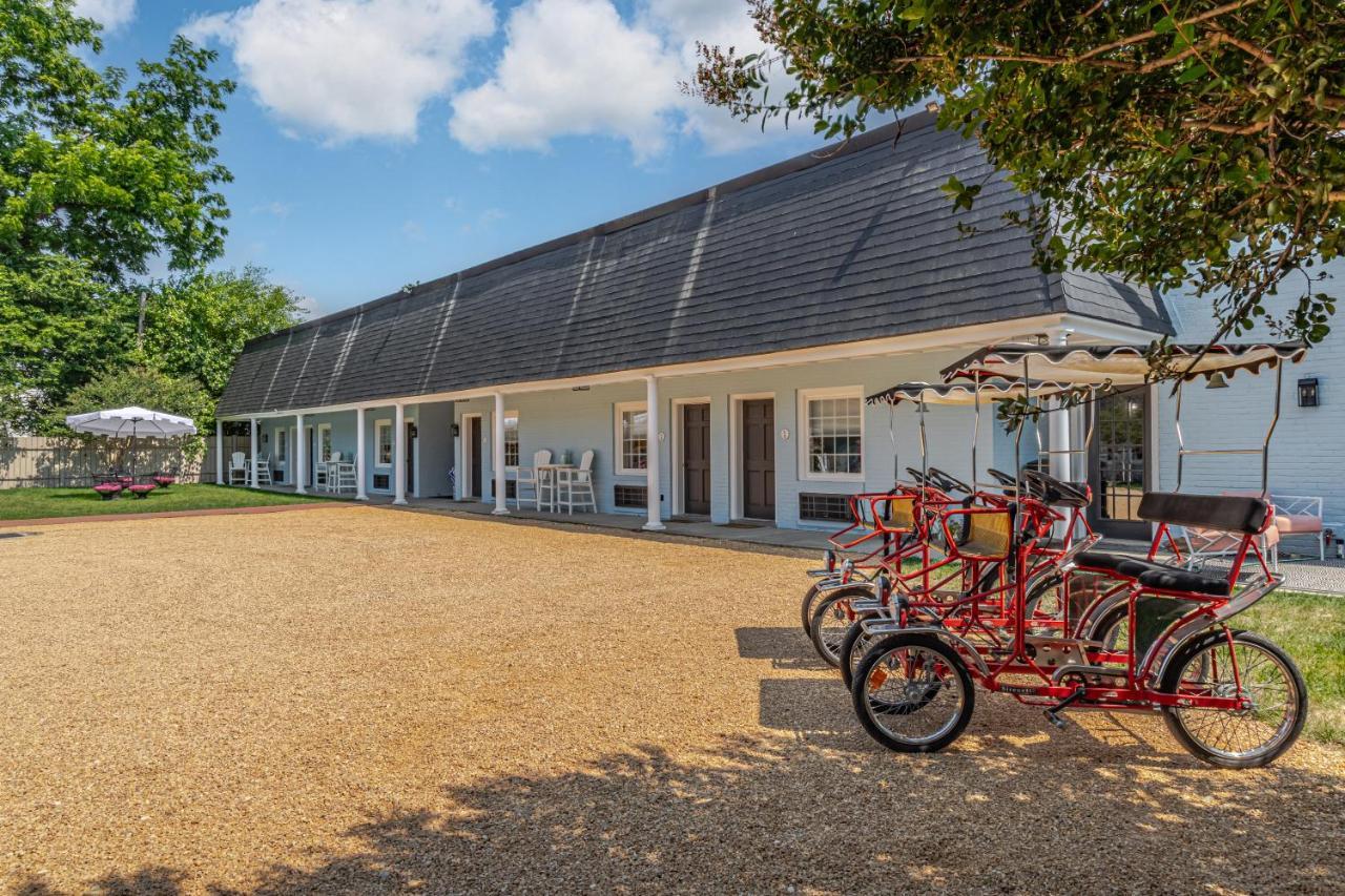 The Chesapeake Inn Urbanna 外观 照片